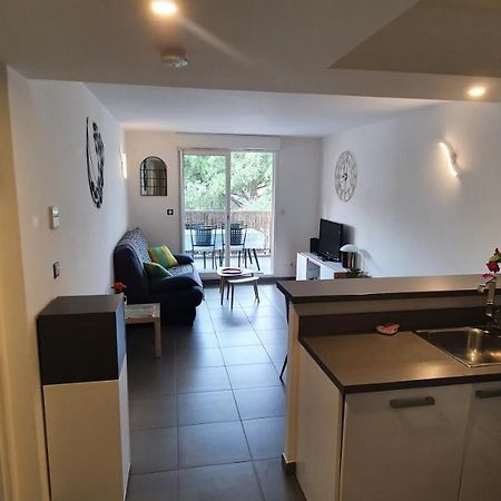 Appartement Residence La Plage 4 **** La Londe-les-Maures Exterior photo
